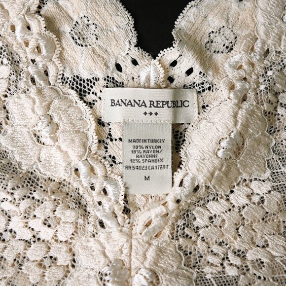 BANANA REPUBLIC Cream Ivory Stretchy Lace Sleeveless Top - Size Medium - Picture 3 of 8